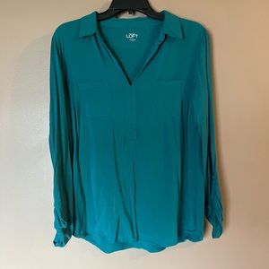 Long sleeve V-neck blouse